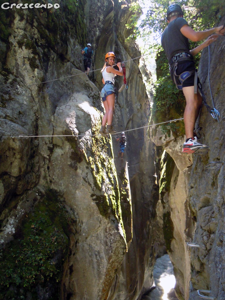 Activité Loisirs via ferrata - que faire dans les hautes alpes en été