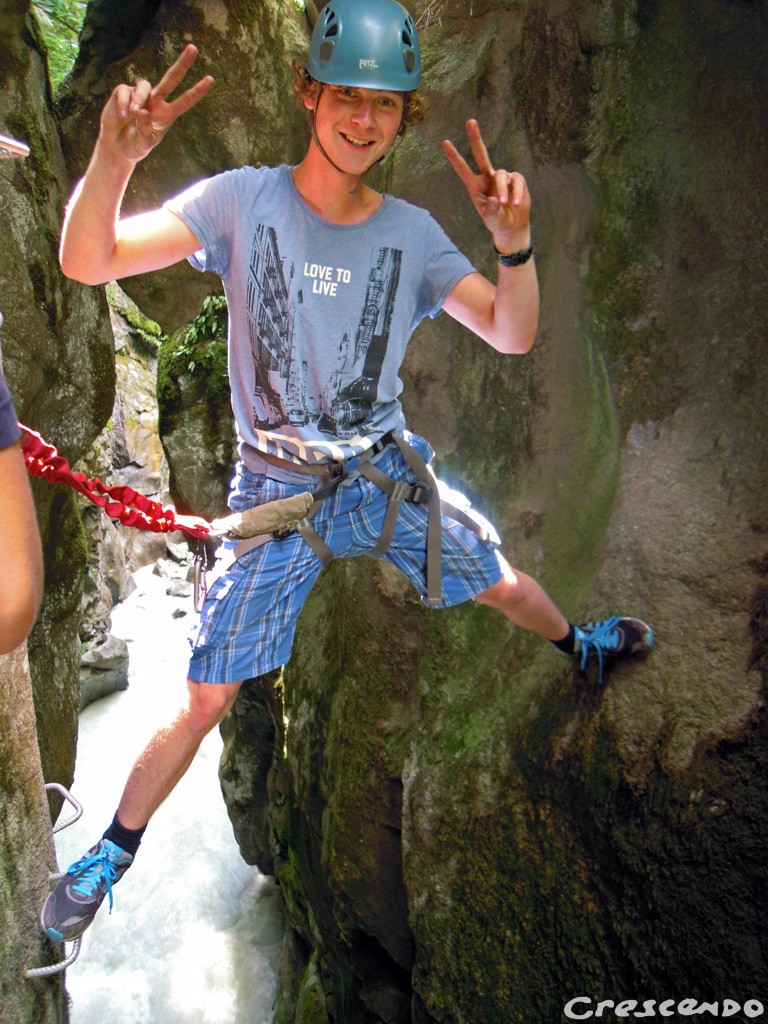 Via ferrata SIMI - activités jeunes - Hautes Alpes