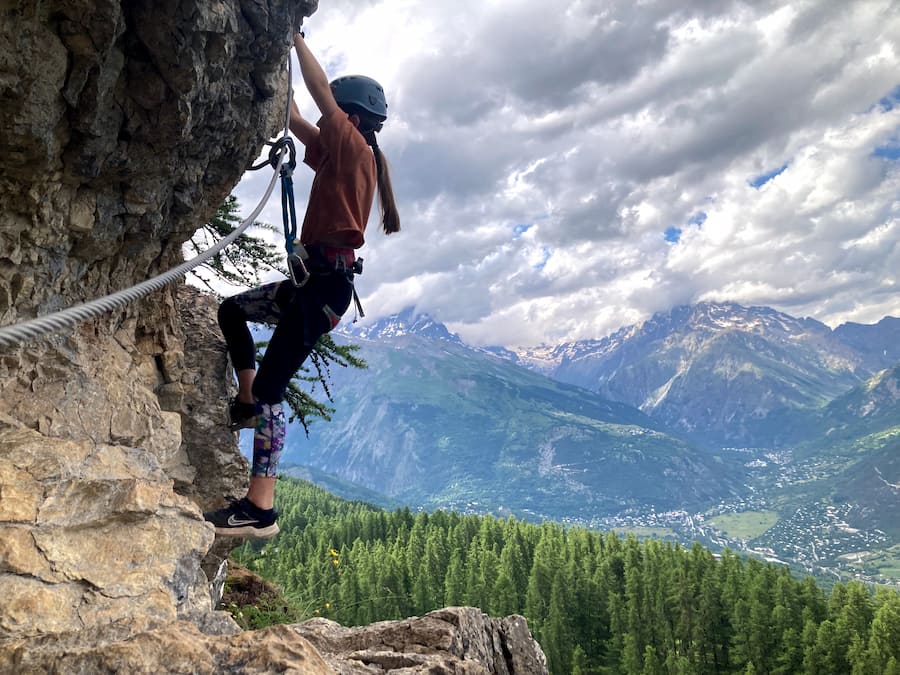 Via ferrata difficile en montagne – Écrins et Queyras